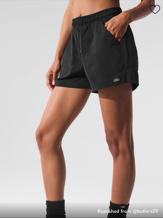 ALO Yoga Pants - ALO Alumni Shorts